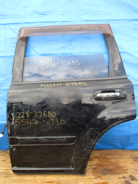 Used Nissan  WEATHER REAR LEFT